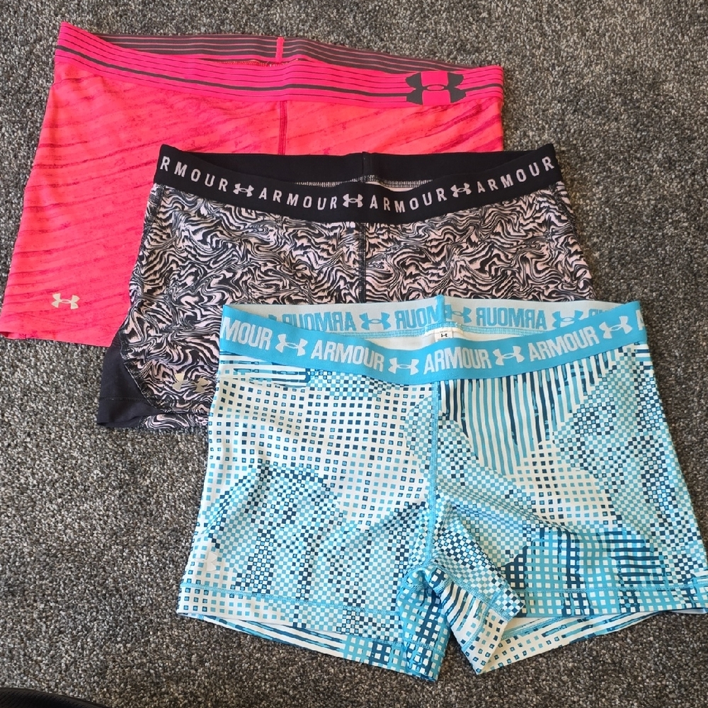Under Armour Women's Vibrant Shorts Trio